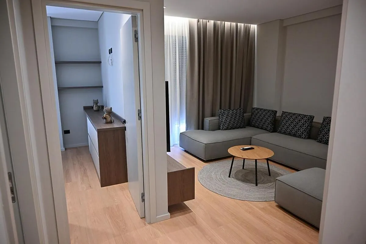Comfort Stay 티라나 아파트